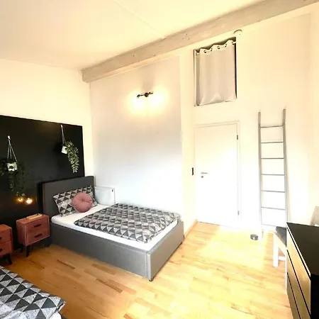 Geraeumiges Ferienhaus In Koblenz Coblenza Esterno foto